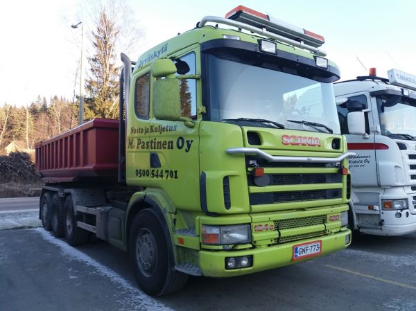 Nosto ja Kuljetus M Pastisen Scania 124
Nosto ja Kuljetus M Pastinen Oy:n Scania 124 sora-auto.
Avainsanat: Pastinen Scania 124