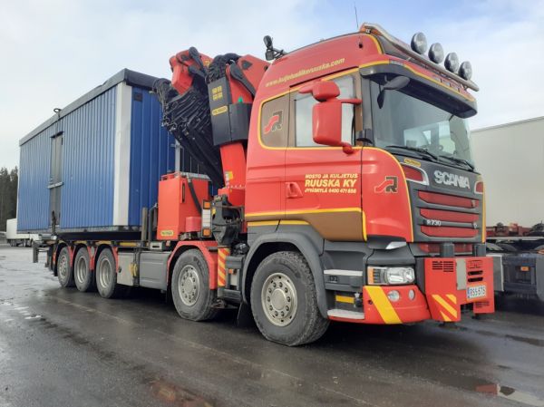 Nosto ja Kuljetus Ruuskan Scania R730
Nosto ja Kuljetus Ruuska Ky:n nosturilla varustettu Scania R730.
Avainsanat: Nosto-Kuljetus-Ruuska Scania R730 ABC Hirvaskangas