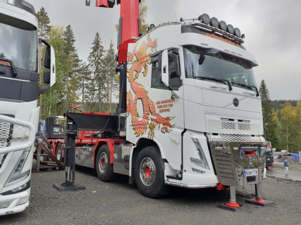 Klikkaa kuvaa nähdäksesi se täysikokoisena
==============
Nosturikuljetus A Hakokiven Volvo FH
Nosturikuljetus A Hakokivi Oy:n nosturilla varustettu Volvo FH.
Avainsanat: Hakokivi Volvo FH Tahko26 Nosturikuljetus A Hakokiven Volvo FH
Nosturikuljetus A Hakokivi Oy:n nosturilla varustettu Volvo FH.
Avainsanat: Hakokivi Volvo FH Tahko26