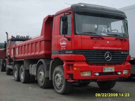 Kuljetusliike H Nyman Oy:n MB 3240 Actros
Kuljetusliike H Nyman Oy:n MB 3240 Actros maansiirtoauto.
Avainsanat: Nyman MB 3240 Actros