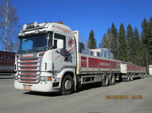 Kuljetusliike T Ojutkankaan Scania R500
Kuljetusliike T Ojutkangas Oy:n Scania R500 täysperävaunuyhdistelmä.
Avainsanat: Ojutkangas Scania R500 Shell Hirvaskangas