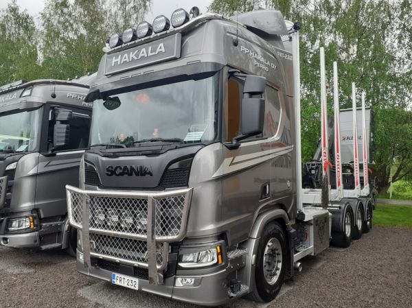 PP. Hakalan Scania R660
PP. Hakala Oy:n Scania R660 puutavarayhdistelmä.
Avainsanat: Hakala Scania R660 Perho25