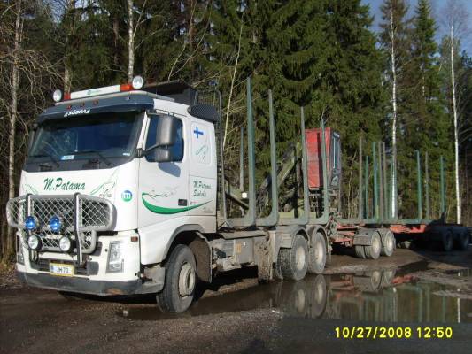 M Pataman Volvo FH16
M Pataman Volvo FH16 puutavarayhdistelmä tauolla.
Avainsanat: Patama Volvo FH16 Neste