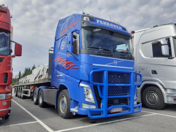 Pyhäjoen Leipä ja Kuljetus Pehkonen ja Kumpp Volvo FH540
Pyhäjoen Leipä ja Kuljetus Pehkonen ja Kumpp Volvo FH540 puoliperävaunuyhdistelmä.
Avainsanat: PLK Pehkonen&Kumpp Volvo FH540 ABC Hirvaskangas