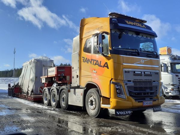 Rantalan Volvo FH16
Rantalan Volvo FH16 lavettiyhdistelmä.
Avainsanat: Rantala Volvo FH16 Shell Hirvaskangas