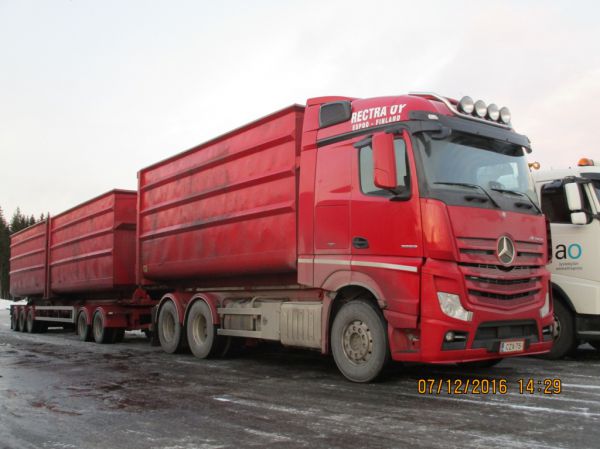 Rectran MB 2653 Actros
Rectra Oy:n MB 2653 Actros vaihtolavayhdistelmä.
Avainsanat: Rectra MB 2653 Actros ABC Hirvaskangas