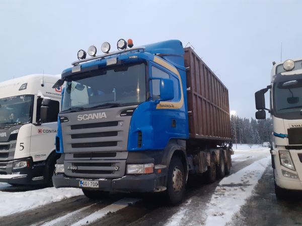 Romuharjun Scania R500
Romuharju Oy:n Scania R500.
Avainsanat: Romuharju Scania R500 ABC Hirvaskangas