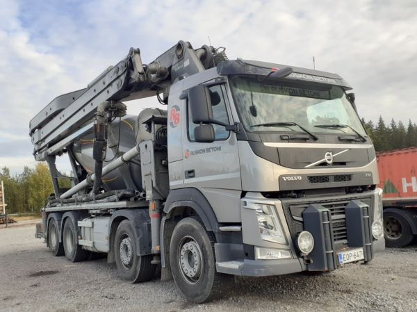 Ruskon Betonin Volvo FM460
Ruskon Betoni Oy:n Volvo FM460 "Asseri" betonin pumppausauto.
Avainsanat: Ruskon Betoni Volvo FM460 Asseri Hirvaskangas