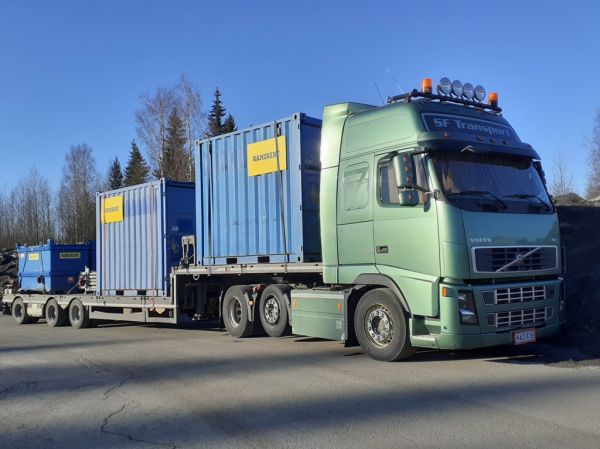 SF Transportin Volvo FH520
SF Transportin Volvo FH520 puoliperävaunuyhdistelmä.
Avainsanat: SF-Transport Volvo FH520 ABC Hirvaskangas