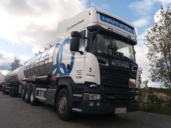 Kuljetusliike P Ojalan Scania R730
Samat Groupin ajossa oleva Kuljetusliike P Ojala Ky:n Scania R730 säiliöyhdistelmä. 
Avainsanat: Samat Group Ojala Scania R730 14294 3