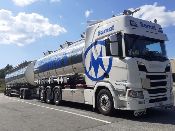 Seinäjoen Säiliöliikenteen Scania 560R
Samat Groupin ajossa oleva Seinäjoen Säiliöliikenne Oy:n Scania 560R säiliöyhdistelmä.
Avainsanat: Samat Group Seinäjoen Säiliöliikenne Scania 560R 14302 Shell Hirvaskangas