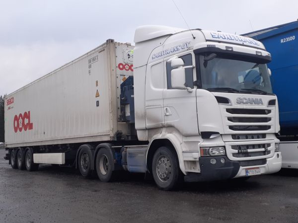 Saritransin Scania R580
Saritrans Oy:n Scania R580 puoliperävaunuyhdistelmä.
Avainsanat: Saritrans Scania R580 ABC Hirvaskangas