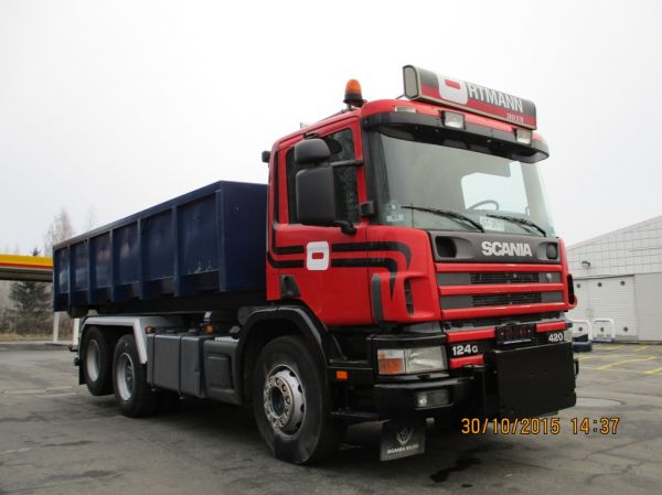 Scania 124
Scania 124 vaihtolava-auto.
Avainsanat: Scania 124 Shell Hirvaskangas RTMANN