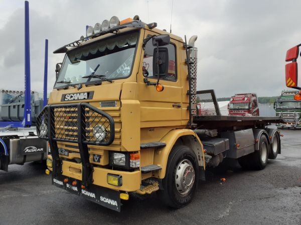 Scania 143
Scania 143M vaihtolava-auto.
Avainsanat: Scania 143M Himos22 Eeti