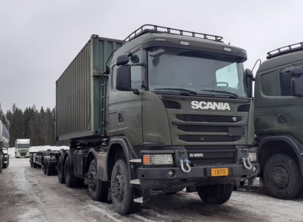 Puolustusvoimien Scania G490
Puolustusvoimien Scania G490 täysperävaunuyhdistelmä.
Avainsanat: Puolustusvoimat PV Scania G490 ABC Hirvaskangas