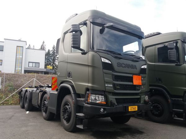 Puolustusvoimien Scania R560
Puolustusvoimien Scania R560 koukkulava-auto.
Avainsanat: Puolustusvoimat Scania R560