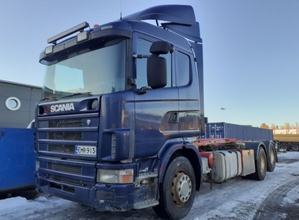 Scania
Scania koukkulava-auto.
Avainsanat: Scania Hirvaskangas