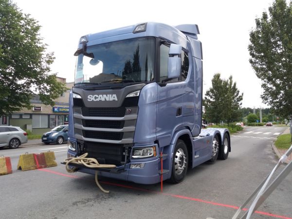 Scania R560
Scania R560 rekkaveturi.
Avainsanat: Scania R560 Viitasaari17