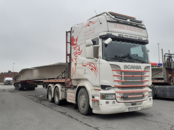Klikkaa kuvaa nähdäksesi se täysikokoisena
==============
J Salon Scania R580
J Salon Scania R580 puoliperävaunuyhdistelmä.
Avainsanat: Salo Scania R580 ABC Hirvaskangas J Salon Scania R580
J Salon Scania R580 puoliperävaunuyhdistelmä.
Avainsanat: Salo Scania R580 ABC Hirvaskangas