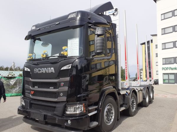 Scania R660XT
Scania R660XT puutavara-auto.
Avainsanat: Scania R660XT Viitasaari22