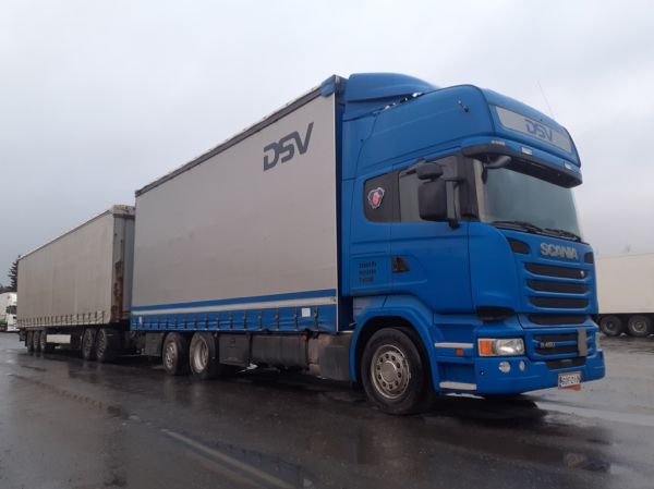 Klikkaa kuvaa nähdäksesi se täysikokoisena
==============
Sepän Scania R450
Seppä Oy:n Scania R450 täysperävaunuyhdistelmä.
Avainsanat: Seppä Scania R450 DSV ABC Hirvaskangas Sepän Scania R450
Seppä Oy:n Scania R450 täysperävaunuyhdistelmä.
Avainsanat: Seppä Scania R450 DSV ABC Hirvaskangas