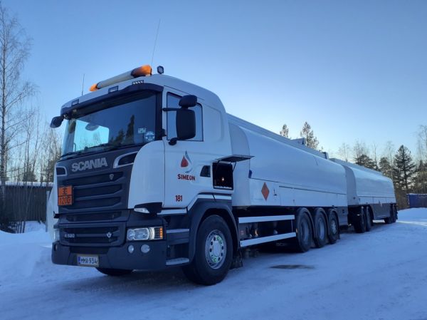 Simeonin Scania R520
Kiitosimeon Oy:n Scania R520 säiliöyhdistelmä.
Avainsanat: Simeon Kiitosimeon Scania R520 181