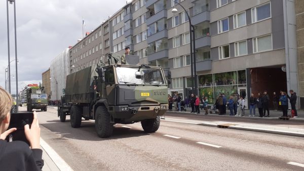 Puolustusvoimien Sisu A2045
Puolustusvoimien Sisu A2045 maastokuorma-auto.
Avainsanat: Puolustusvoimat PV Sisu A2045