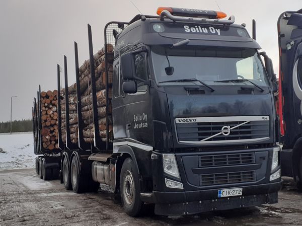 Soilun Volvo FH
Soilu Oy:n Volvo FH puutavarayhdistelmä.
Avainsanat: Soilu Volvo FH Shell Hirvaskangas