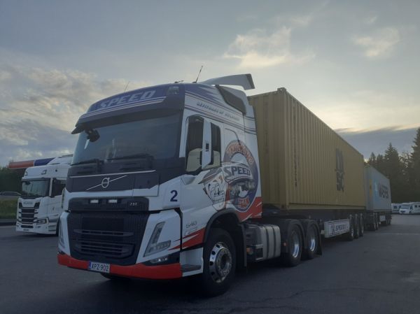 Sevitransin Volvo FM540
Speed Oy:n ajossa oleva Sevitrans Oy:n Volvo FM540 hct-yhdistelmä.
Avainsanat: Sevitrans Speed Trucking Team Volvo FM540 ABC Hirvaskangas 2