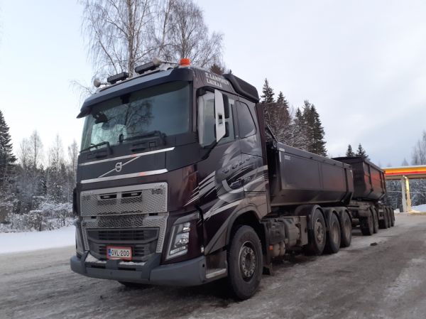 T Lampisen Volvo FH16
T Lampisen Volvo FH16 sorayhdistelmä..
Avainsanat: Lampinen Volvo FH16 Shell Hirvaskangas