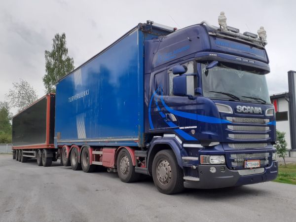 Team Juntusen Scania R580
Team Juntunen Oy:n Scania R580 turveyhdistelmä.
Avainsanat: Team-Juntunen Scania R580 Neste