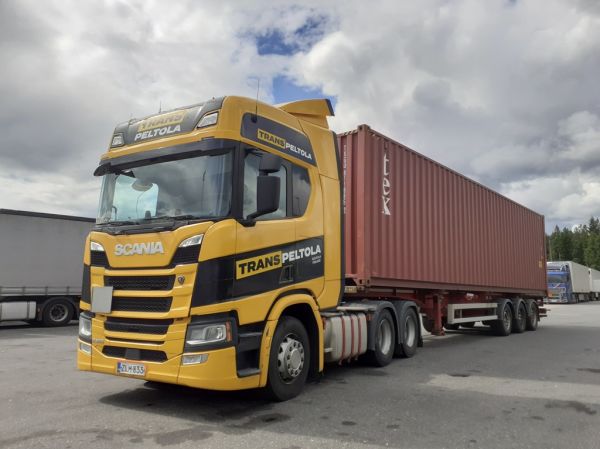 Klikkaa kuvaa nähdäksesi se täysikokoisena
==============
TransPeltolan Scania R500
TransPeltolan Scania R500 puoliperävaunuyhdistelmä.
Avainsanat: TransPeltola Scania R500 ABC Hirvaskangas TransPeltolan Scania R500
TransPeltolan Scania R500 puoliperävaunuyhdistelmä.
Avainsanat: TransPeltola Scania R500 ABC Hirvaskangas