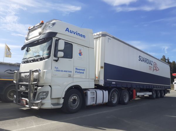 Transport Auvisen DAF XF530
Transport Auvisen DAF XF530 puoliperävaunuyhdistelmä.
Avainsanat: Auvinen DAF XF530 ABC Hirvaskangas