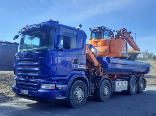 Tumotekin Scania R480
Tumotek Oy: nosturilla varustettu Scania R480 koukkulava-auto.
Avainsanat: Tumotek Scania R480 ST1 Hirvaskangas