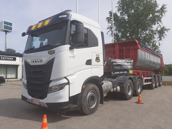VYK-Infran Iveco X-Way 570
VYK-Infra Oy:n Iveco X-Way 570 sorapuolikas.
Avainsanat: VYK-Infra Iveco X-Way 570 Viitasaari25
