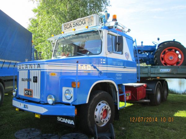 P Varpamäen Scania T140
P Varpamäen Scania T140 Super rekkaveturi.
Avainsanat: Varpamäki Scania T140 Super Viitasaari14