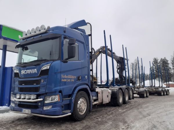 Vehviläisen Scania R730
Vehviläisen Scania R730 puutavarayhdistelmä.
Avainsanat: Vehviläinen Scania R730