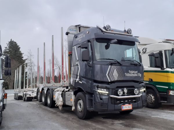Veljekset Vähämäen Renault Trucks C520
Veljekset Vähämäki Oy:n Renault Trucks C520 puutavarayhdistelmä.
Avainsanat: Vähämäki Renault Trucks C520 Neste
