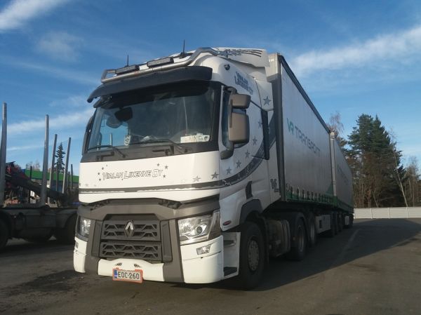 Viialan Liikenteen Renault
Viialan Liikenne Oy:n  Renault b-juna.
Avainsanat: Viialan-Liikenne Renault Neste B-juna