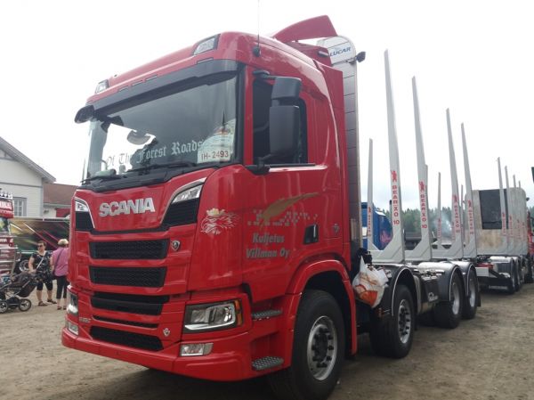 Kuljetus Villmanin Scania R650
Kuljetus Villman Oy:n Scania R650 puutavara-auto. 
Avainsanat: Villman Scania R650 Viitasaari18