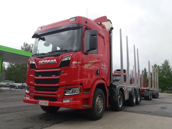 Kuljetus Villmanin Scania R650
Kuljetus Villman Oy:n Scania R650 puutavarayhdistelmä. 
Avainsanat: Villman Scania R650