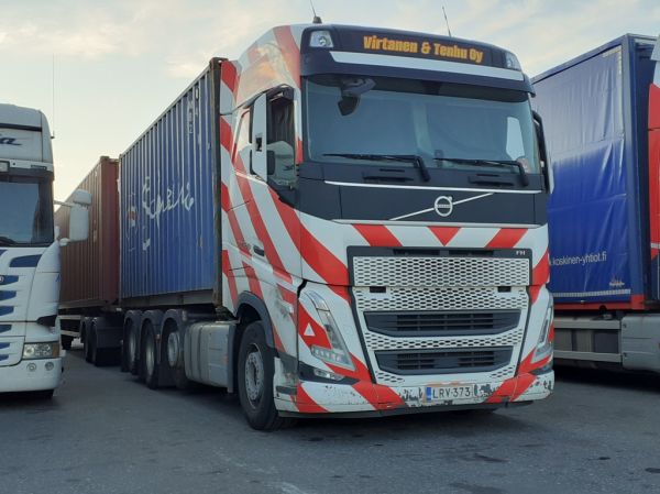 Kuljetus Virtanen&Tenhun Volvo FH460 
Kuljetus Virtanen&Tenhu Oy:n Volvo FH460 täysperävaunuyhdistelmä.
Avainsanat: Virtanen&Tenhu Volvo FH460 ABC Hirvaskangas