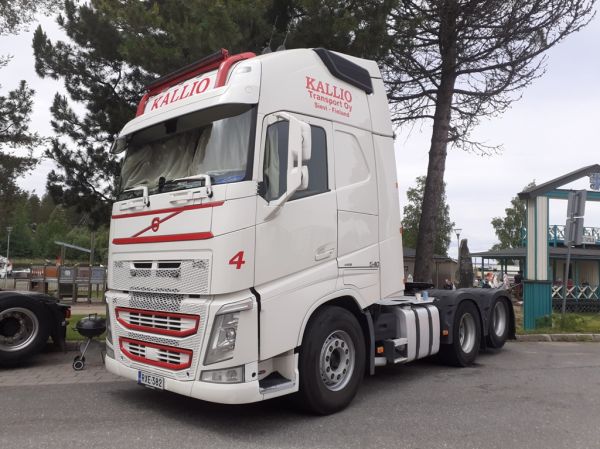 Klikkaa kuvaa nähdäksesi se täysikokoisena
==============
Kallio Transportin Volvo FH540
Kallio Transport Oy:n Volvo FH540 rekkaveturi.
Avainsanat: Kallio-Transport Volvo FH540 4 Viitasaari26 Late Kallio Transportin Volvo FH540
Kallio Transport Oy:n Volvo FH540 rekkaveturi.
Avainsanat: Kallio-Transport Volvo FH540 4 Viitasaari26 Late