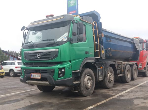 Volvo FMX450
Volvo FMX450 maansiirtoauto.
Avainsanat: Volvo FMX450