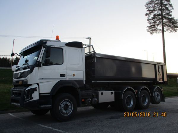 Volvo FMX540
Volvo FMX540 kuorma-auto.
Avainsanat: Volvo FMX540 Shell Hirvaskangas