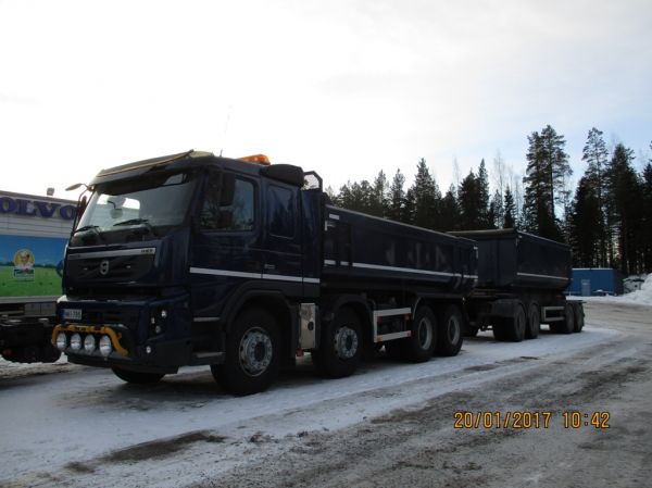 Volvo FMX500
Volvo FMX500 sorayhdistelmä.
Avainsanat: Volvo FMX500