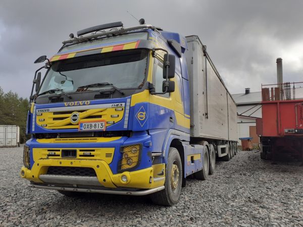 Klikkaa kuvaa nähdäksesi se täysikokoisena
==============
Volvo FMX
Volvo FMX hakepuolikas.
Avainsanat: Volvo FMX Volvo FMX
Volvo FMX hakepuolikas.
Avainsanat: Volvo FMX