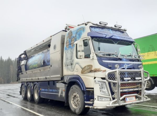 Sjöbloms Tankservicen Volvo FM Globe
Sjöbloms Tankservicen Volvo FM Globe imuauto.
Avainsanat: Sjöbloms Tankservice Volvo FM Globe ABC Hirvaskangas