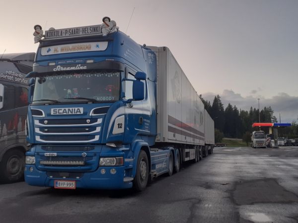 H Widjeskogin Scania R580
H Widjeskogin Scania R580 hct-yhdistelmä.
Avainsanat: Widjeskog Scania R580 ABC Hirvaskangas 12 Hct