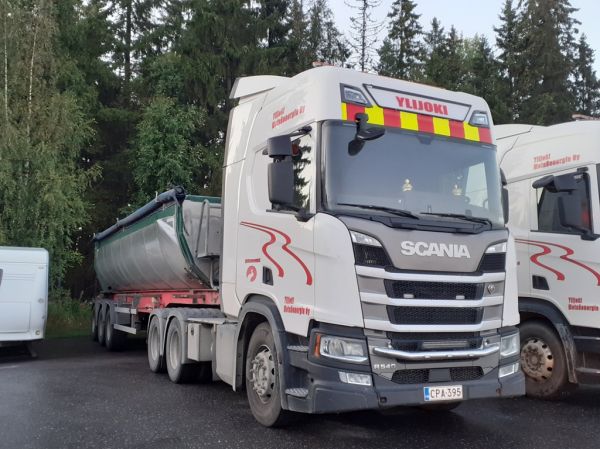 Ylijoki Metsäenergian Scania R540
Ylijoki Metsäenergia Oy:n Scania R540 sorapuolikas.
Avainsanat: Ylijoki-Metsäenergia Scania R540 ABC Hirvaskangas